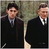 Muerte entre las flores : foto Albert Finney, Gabriel Byrne