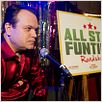 Life's Too Short : foto Shaun Williamson