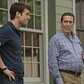 Foto Ciarán Hinds, James Wolk