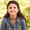 Behaving Badly : Foto Selena Gomez