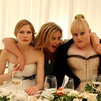 Una boda de muerte : foto Laura Brent, Olivia Newton-John, Rebel Wilson