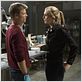 V (2009) : foto Elizabeth Mitchell, Joel Gretsch