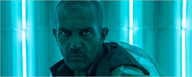 Antonio Banderas "Autómata' es una película de autor, muy pequeñita, hecha con sangre, sudor y lágrimas" Antonio Banderas "Autómata' es una película de autor, muy pequeñita, hecha con sangre, sudor y lágrimas"