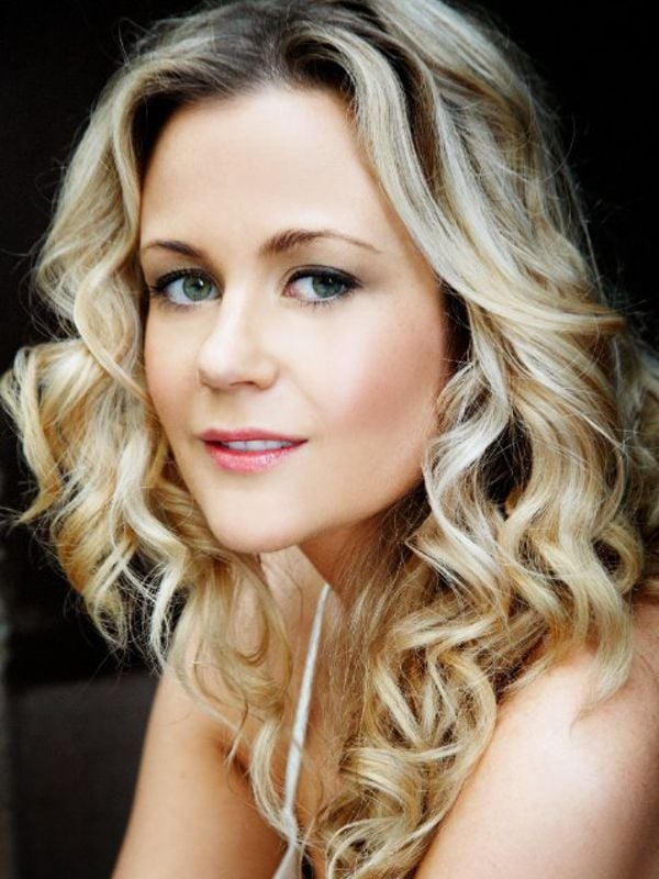 omar ayuso nombre real rachael carpani sensacine omar ayuso nombre real rachael carpani sensacine