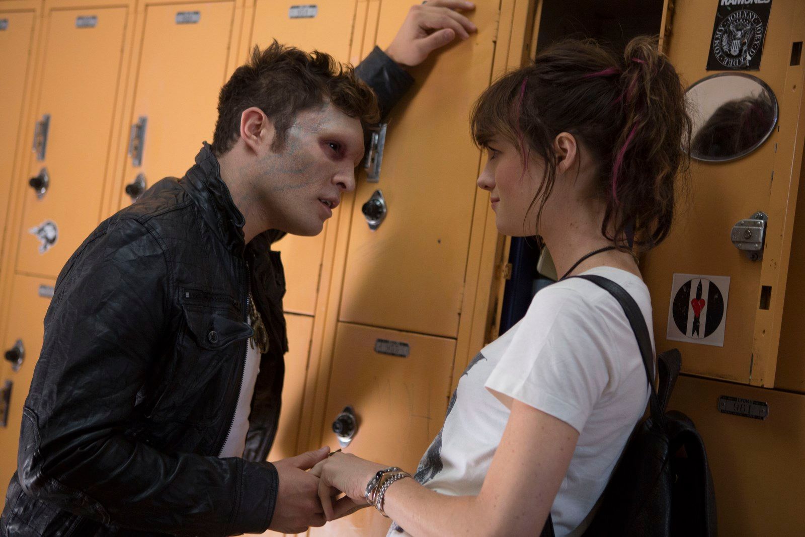 Films Et Séries Tv Avec Ed Westwick Foto de Mackenzie Davis - Éramos pocos y llegaron los aliens : Foto Ed