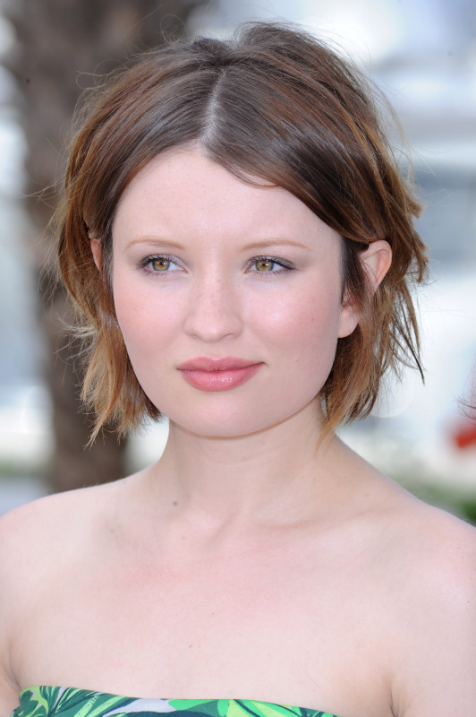 Foto De Emily Browning Couverture Magazine Emily Browning