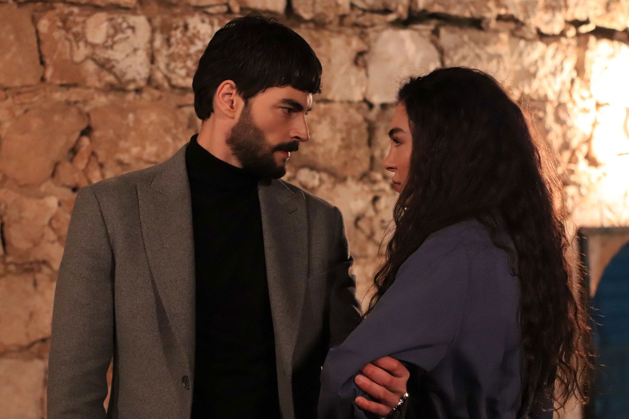 Hercai: Foto - 201 Sobre Un Total De 250 - SensaCine.com