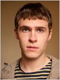 Iain De Caestecker