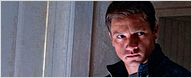 'El legado de Bourne': trepidante huída en moto de Rachel Weisz y Jeremy Renner en el segundo clip