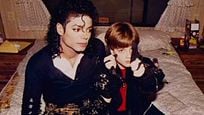 El director de 'Leaving Neverland' responde a quienes apoyan a Michael Jackson El director de 'Leaving Neverland' responde a quienes apoyan a Michael Jackson