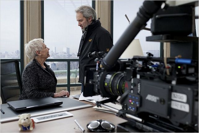 Skyfall : foto Judi Dench, Sam Mendes