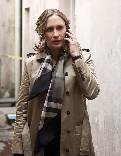 El invitado : foto Daniel Espinosa, Vera Farmiga