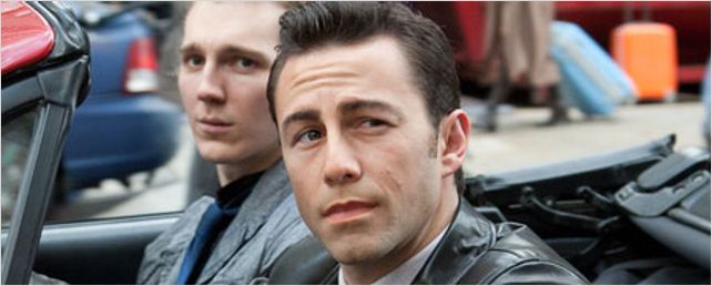 'Looper': más imágenes con Bruce Willis y Joseph Gordon-Levitt