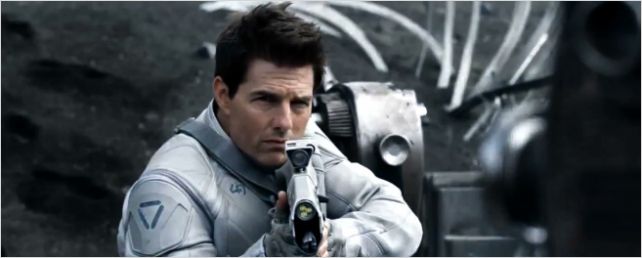'Oblivion': ¡Un nuevo clip, un alucinante reportaje y un cartel alternativo!