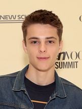 foto de Corey Fogelmanis