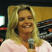 Foto Erika Eleniak