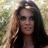 Foto Caroline Munro