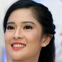 Foto Dian Sastrowardoyo