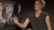 imagen de Jamie Campbell Bower, Lily Collins, Robert Sheehan Interview : Cazadores de sombras: Ciudad de hueso