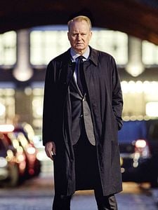 Cartel de River Temporada 1