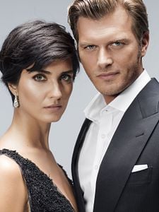 Cartel de Sühan: Venganza y amor Temporada 1