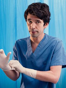 Cartel de Esto te va a doler Temporada 1