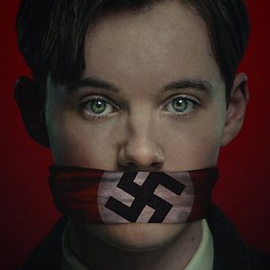 Foto Truth & Treason