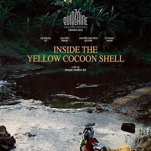 Foto El árbol de las mariposas doradas