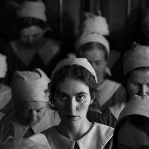 Foto La chica de la aguja