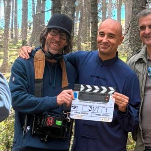 Foto Una pistola, una bala y un oso panda