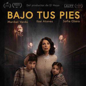 Foto Bajo tus pies