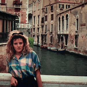 Foto Angi: Crimen y mentira