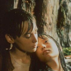 Foto Mientras nieva sobre los cedros