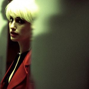 Foto Ni a favor ni en contra (sino todo lo contrario)