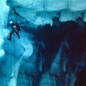 Foto Touching the Void (Tocando el vacío)