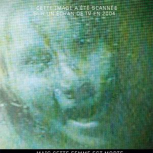 Foto White Noise: Más allá