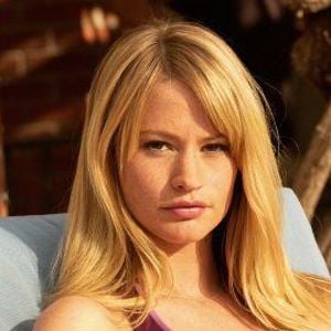 Foto Cameron Richardson