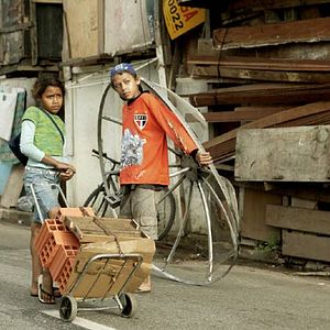 Foto Todos los niños invisibles