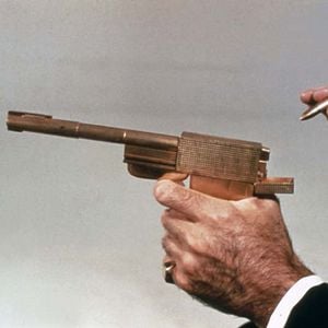 Foto El hombre de la pistola de oro