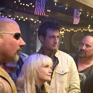 Foto Tan muertos como yo