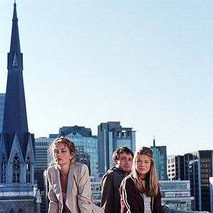 Foto Tan muertos como yo