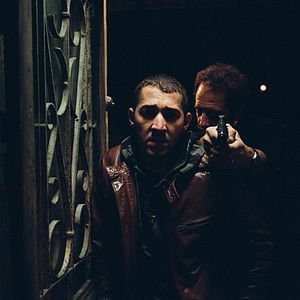 Foto Cruzando el límite