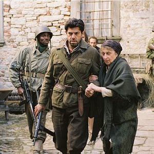 Foto Miracle at St. Anna