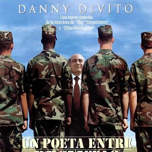 Foto Un poeta entre reclutas