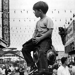 Foto Raymond Abrashkin