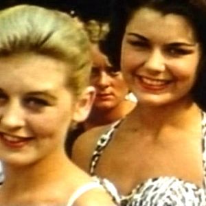 Foto Of Time and the City