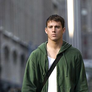 Foto Fighting - Puños de asfalto