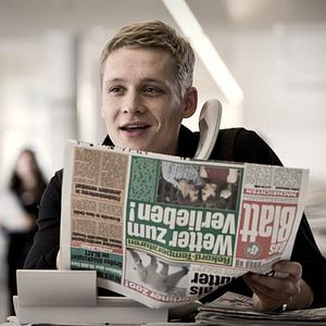 Foto Un conejo sin orejas