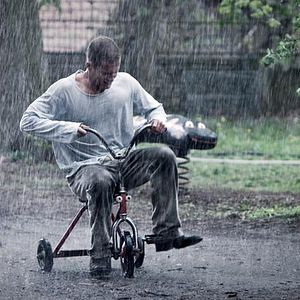 Foto Un conejo sin orejas
