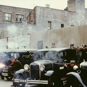 Foto Muerte entre las flores